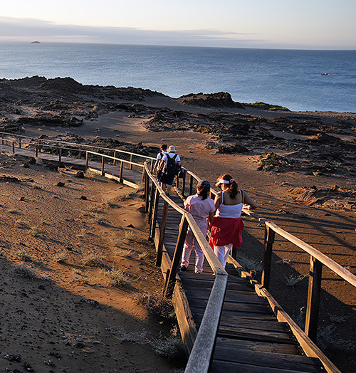 Disfrute de una excursión por las islas encantadas de Galápagos Galaxy Tour Diario