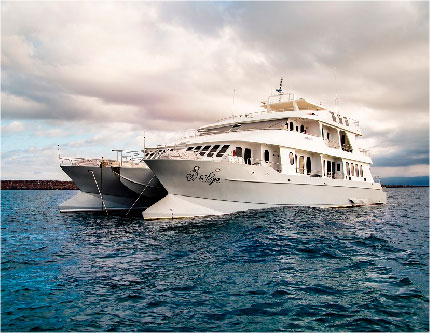 Galapagos: Alya Catamaran