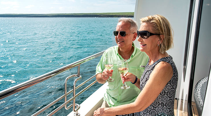 Galapagos luxury cruises - Guest and Jacuzzi
