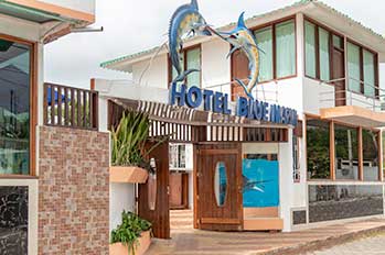 Galapagos: Blue Marlin Hotel