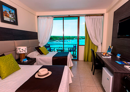 Galapagos: Solymar Hotel - Ocean View Room