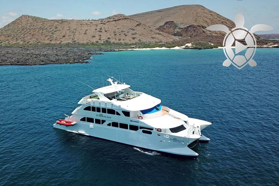 cruise ship in Galapagos Mydas app