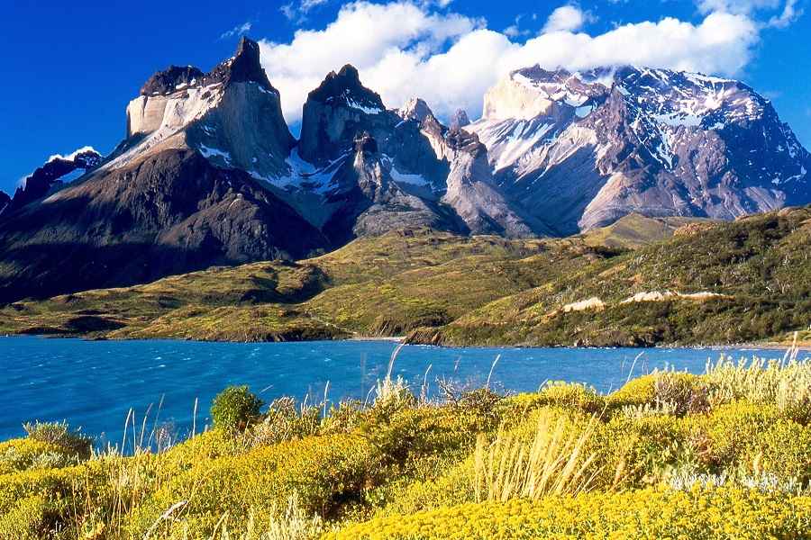 torres-del-paine-majestic-landscape-in-chile