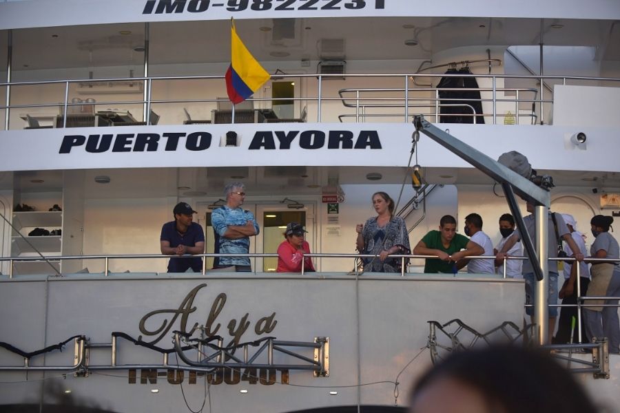 Alya Luxury Catamaran in Galapagos